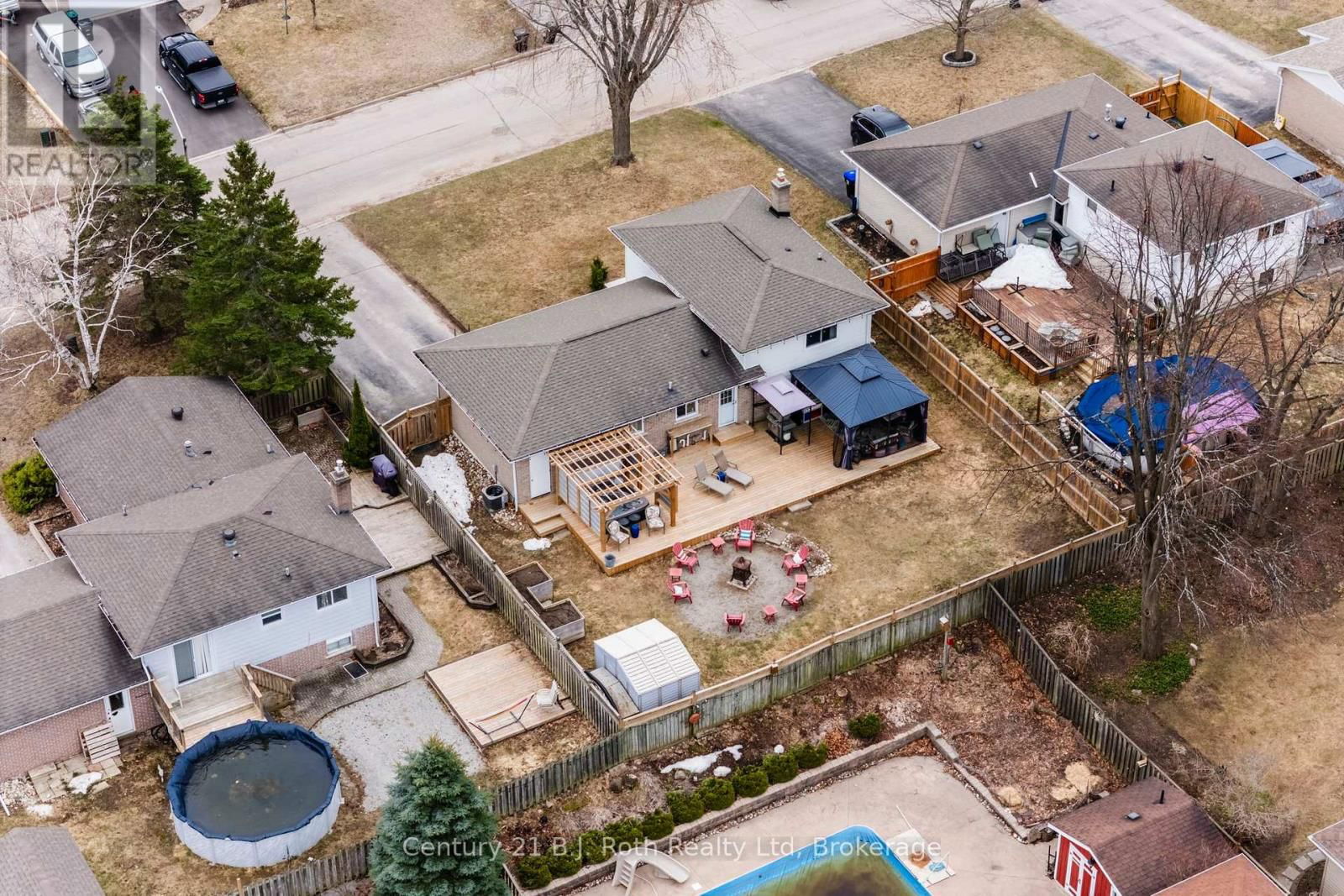 1055 GLEN EAGLES CRESCENT Image 37