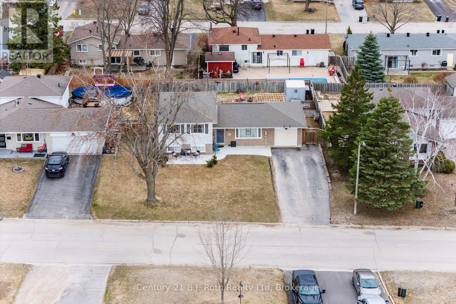 1055 GLEN EAGLES CRESCENT Image 38