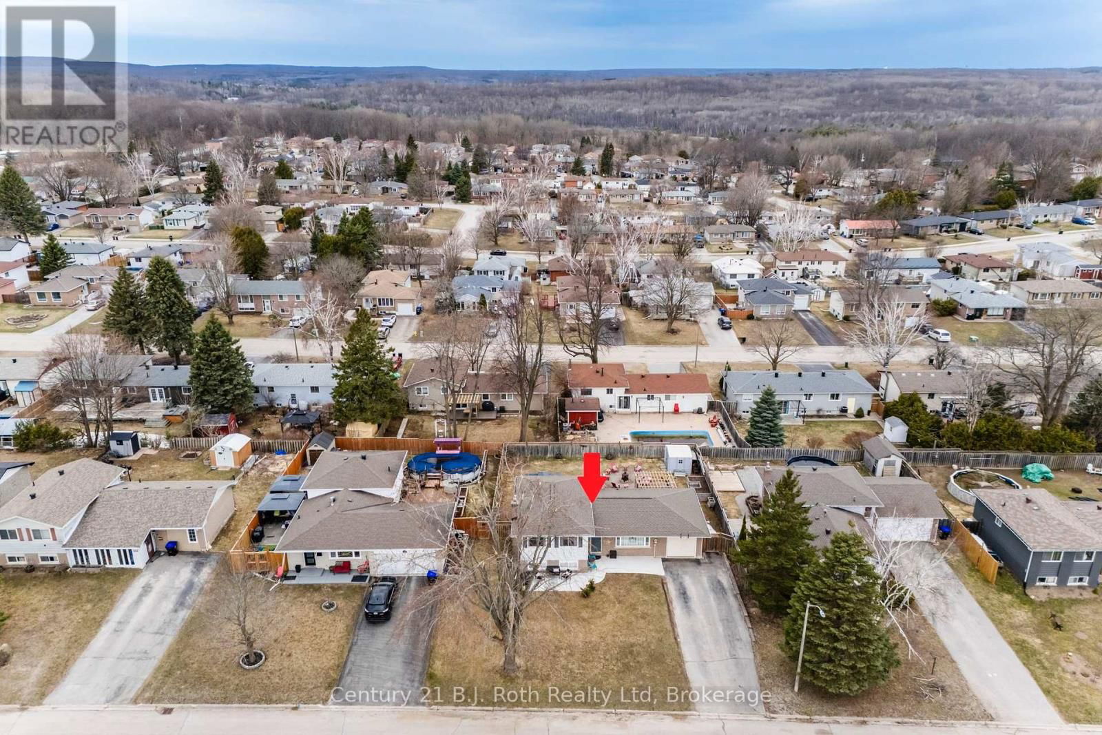 1055 GLEN EAGLES CRESCENT Image 39