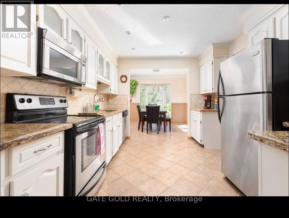 51 BECK BOULEVARD Image 11