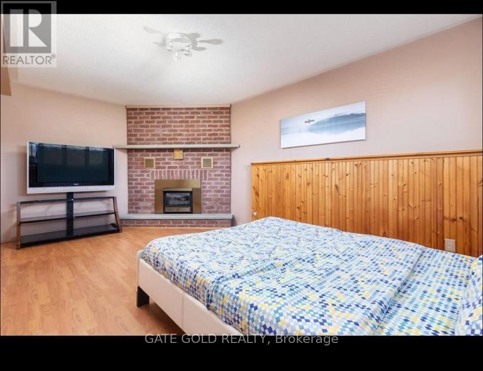 51 BECK BOULEVARD Image 23