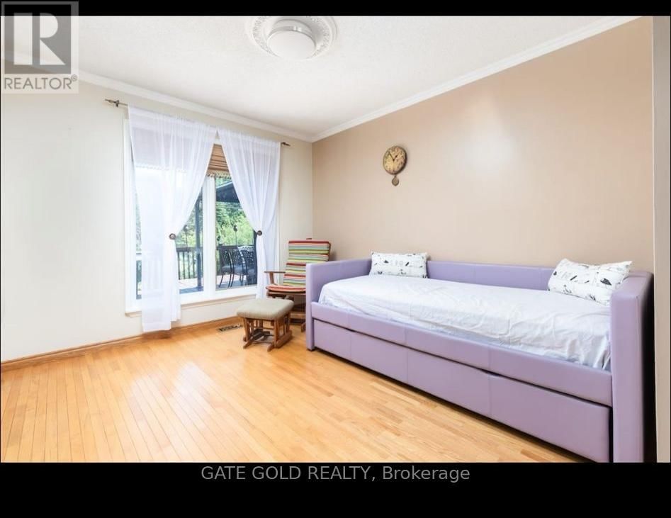 51 BECK BOULEVARD Image 30