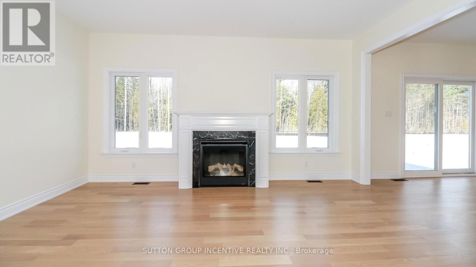 28 COTTONWOOD STREET Image 11