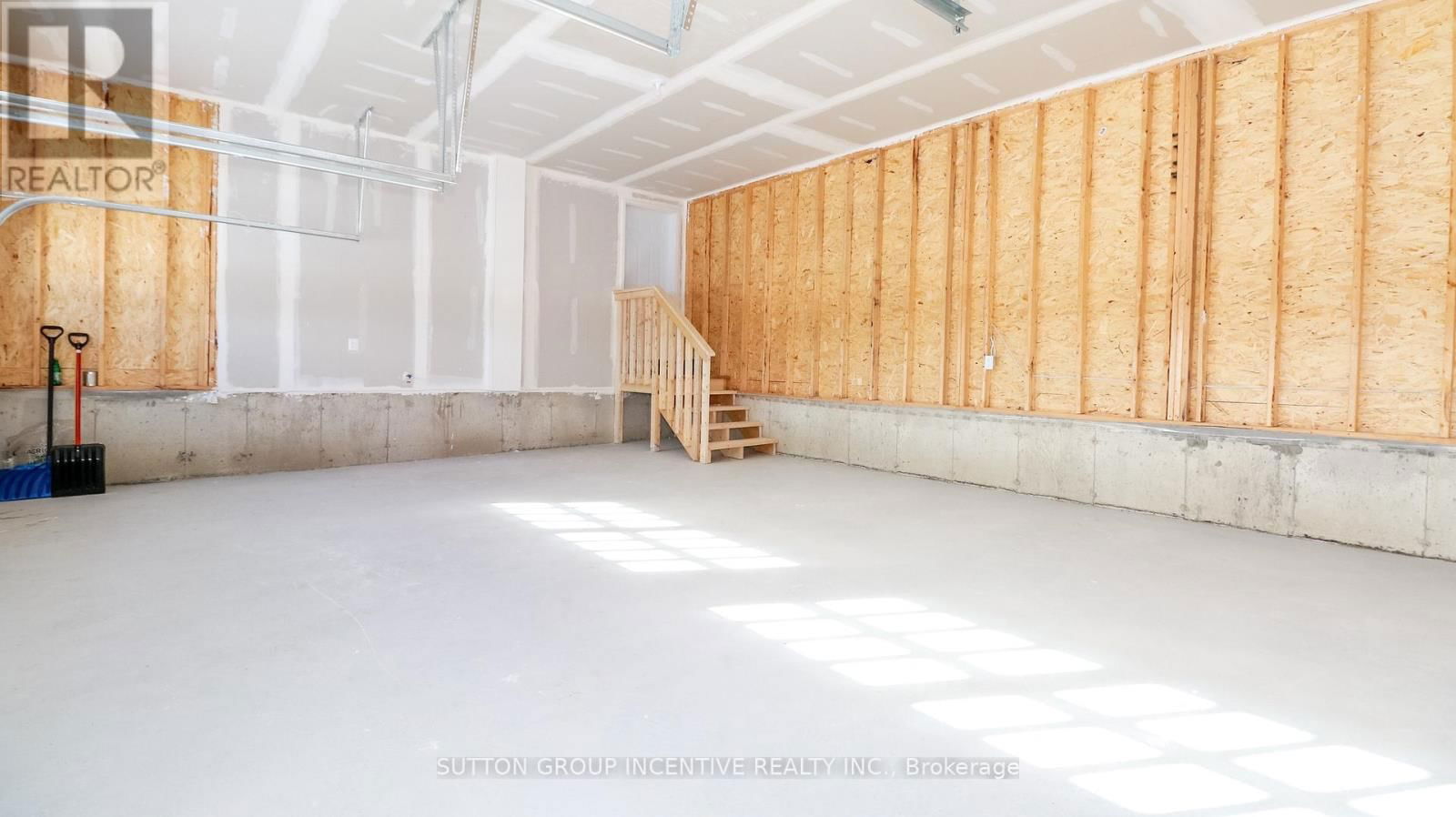 28 COTTONWOOD STREET Image 35