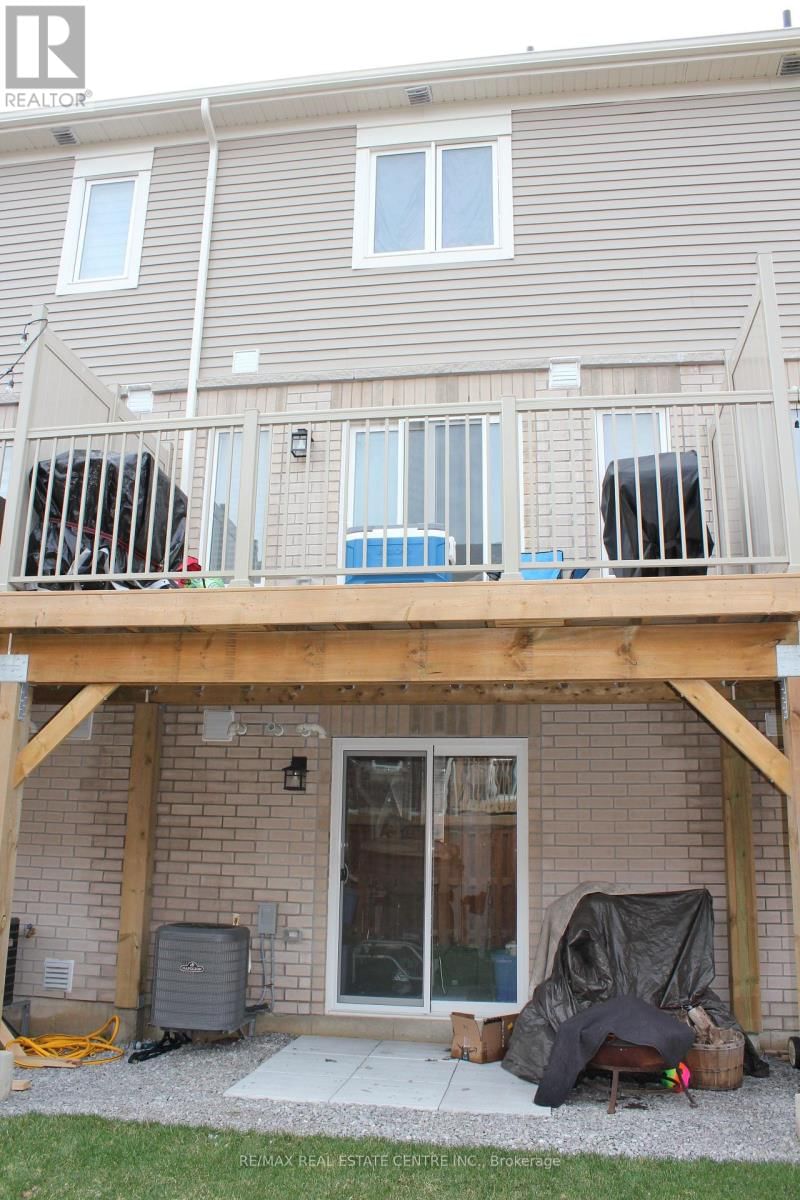 22 WAGON LANE Image 32