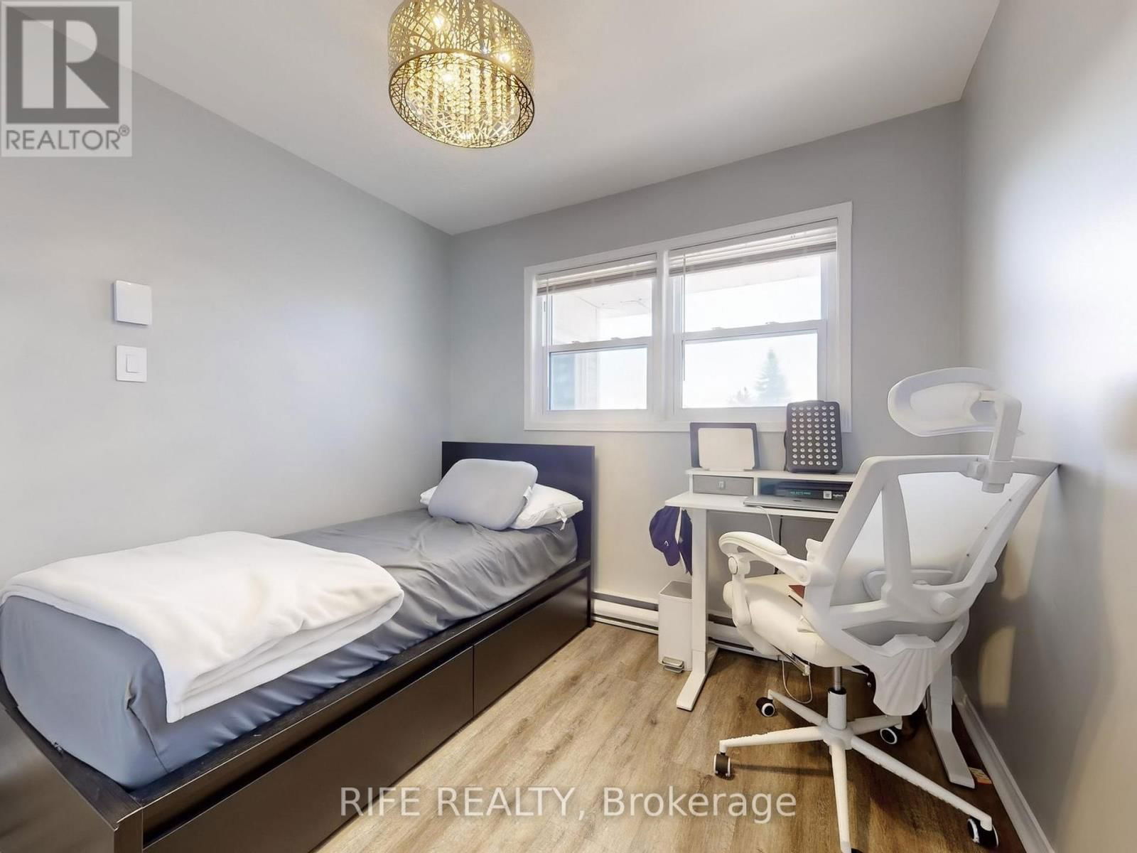 34 - 120 D'AMBROSIO DRIVE Image 20