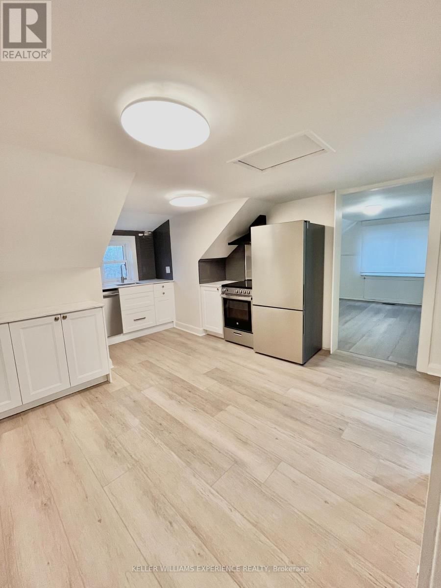 72 CAMPBELL AVENUE Image 15