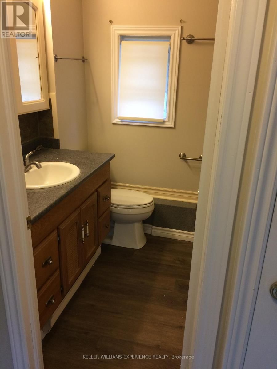 72 CAMPBELL AVENUE Image 19