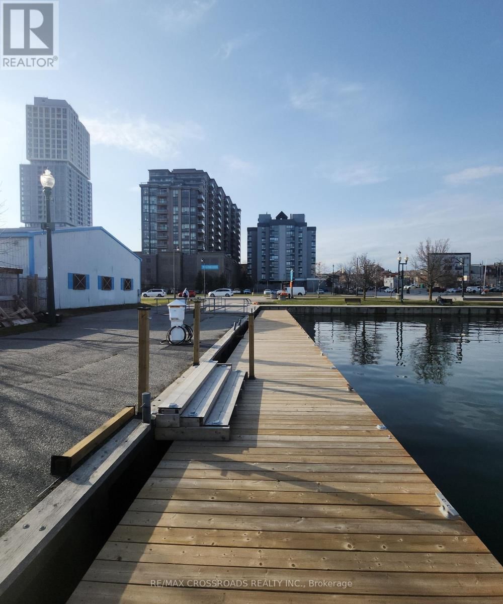120 - 50 DUNLOP STREET EAST Image 11