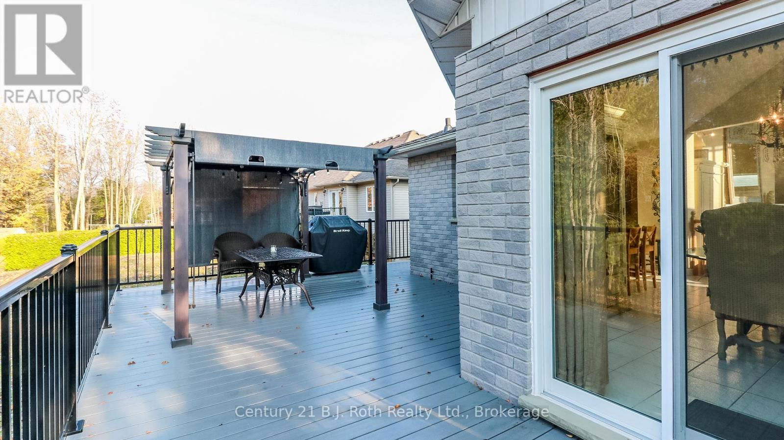 20 GRANT AVENUE EAST Image 3