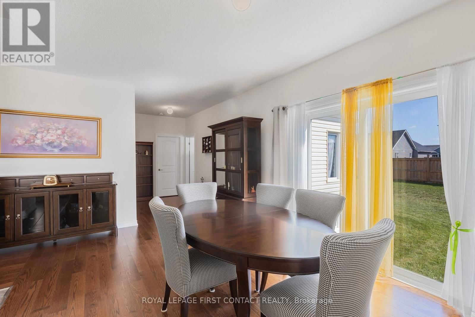 9 BEVERLY STREET Image 3