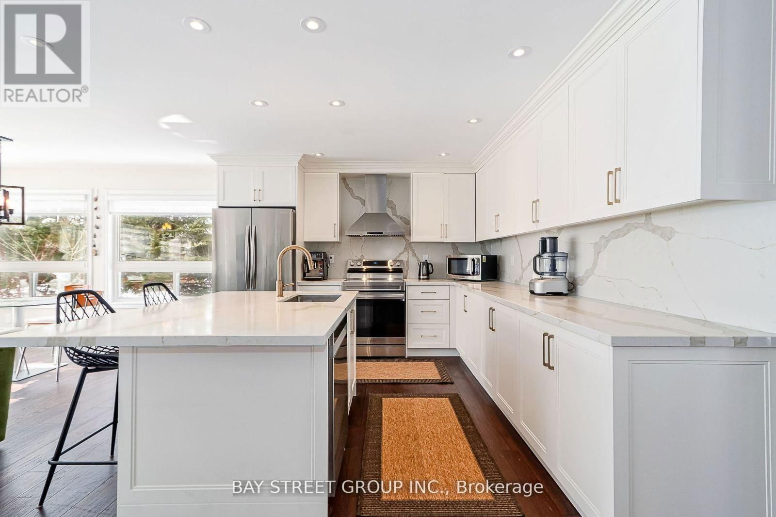 469 RAMBLEWOOD DRIVE Image 11