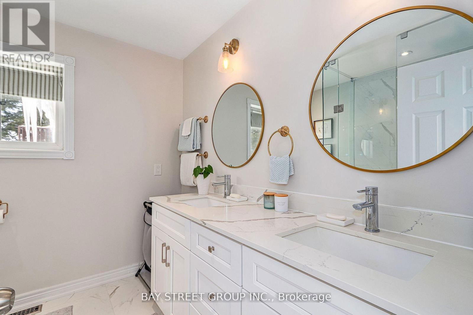 469 RAMBLEWOOD DRIVE Image 24