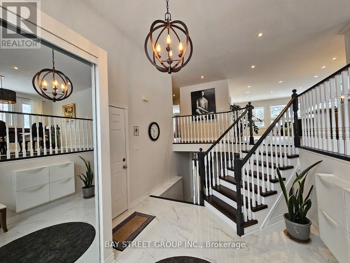 469 RAMBLEWOOD DRIVE Image 5