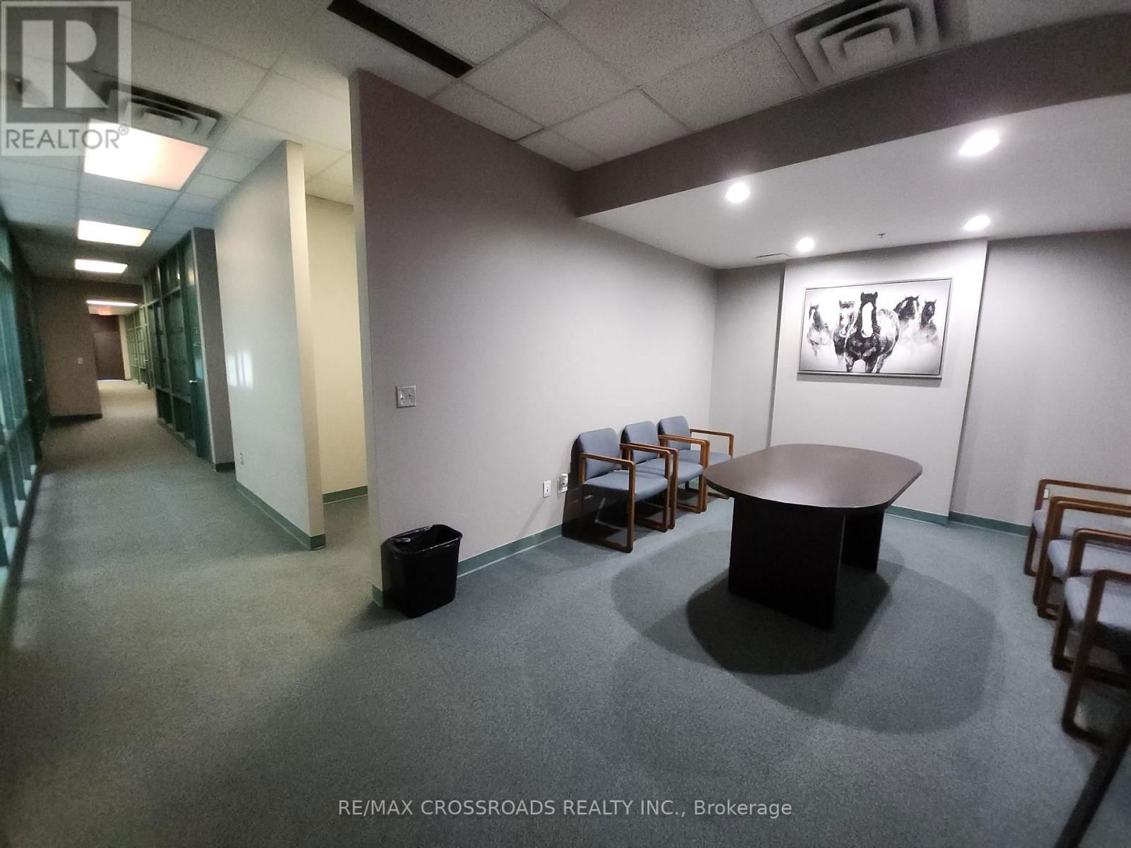 220D - 50 DUNLOP STREET Image 12