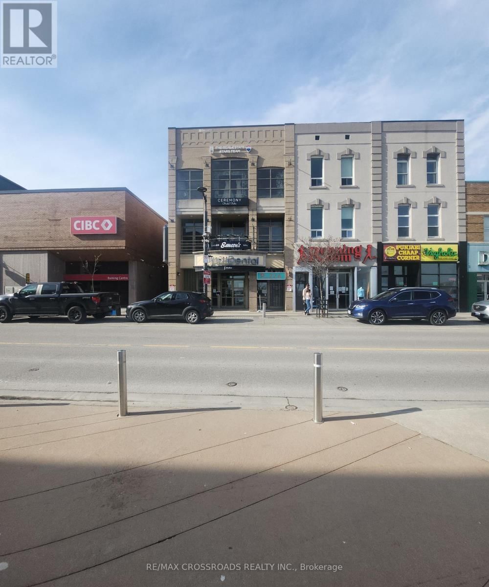 220D - 50 DUNLOP STREET Image 18