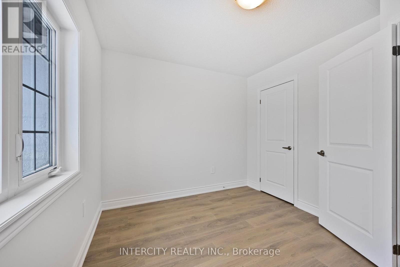 5 AVALON DRIVE Image 19
