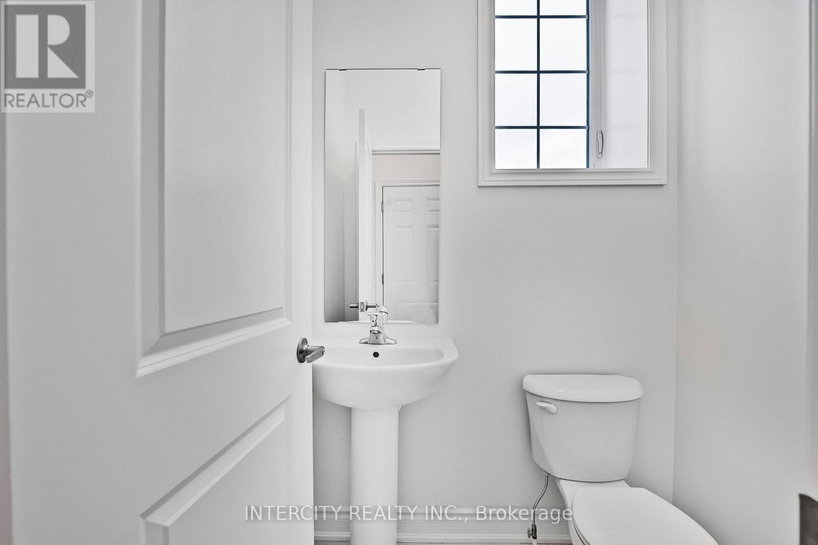 5 AVALON DRIVE Image 39
