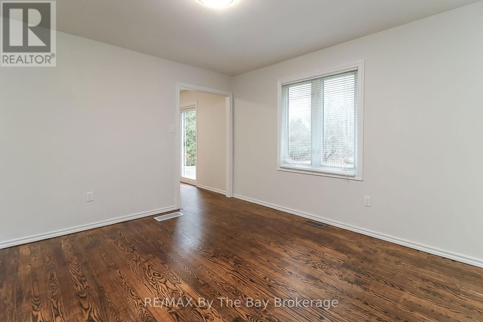 12 BRIDLEWOOD CRESCENT Image 16