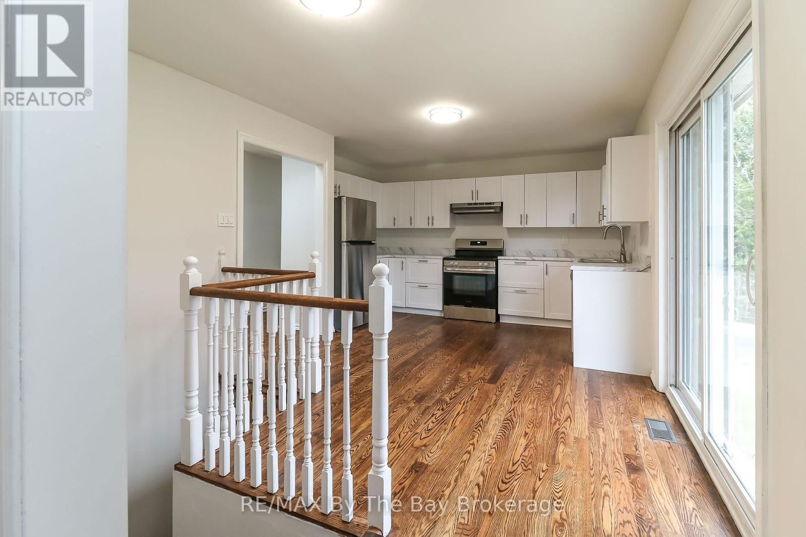 12 BRIDLEWOOD CRESCENT Image 18