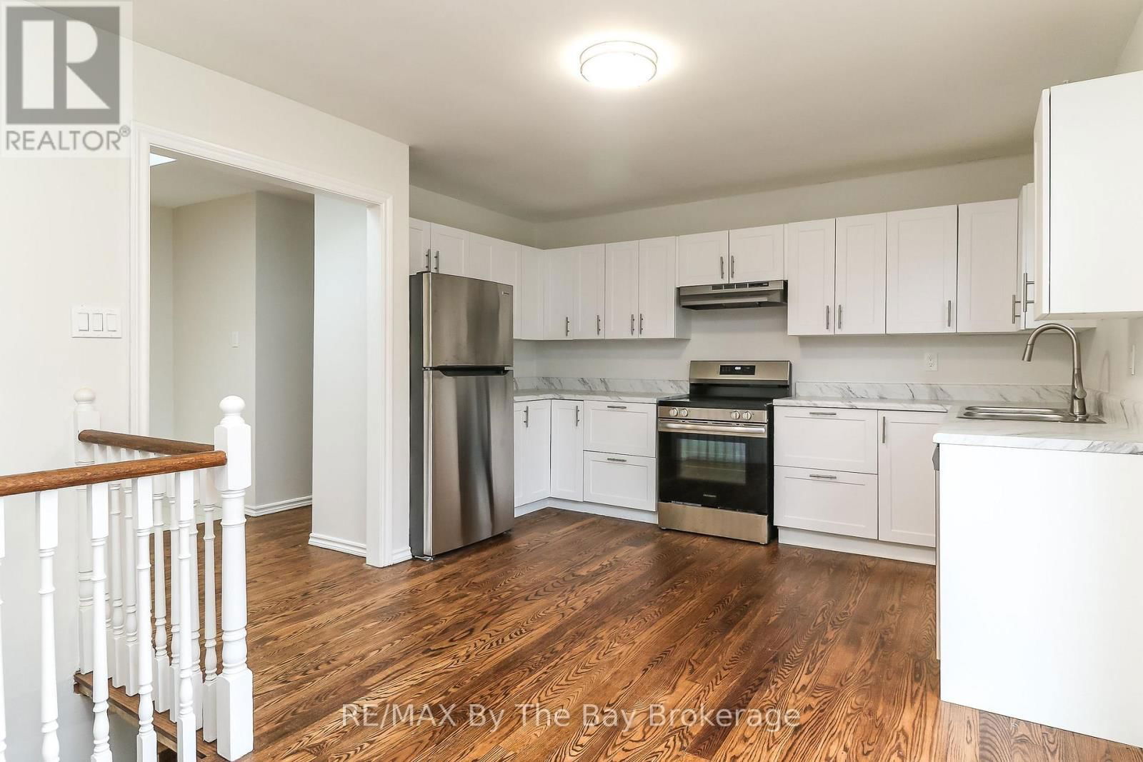 12 BRIDLEWOOD CRESCENT Image 20
