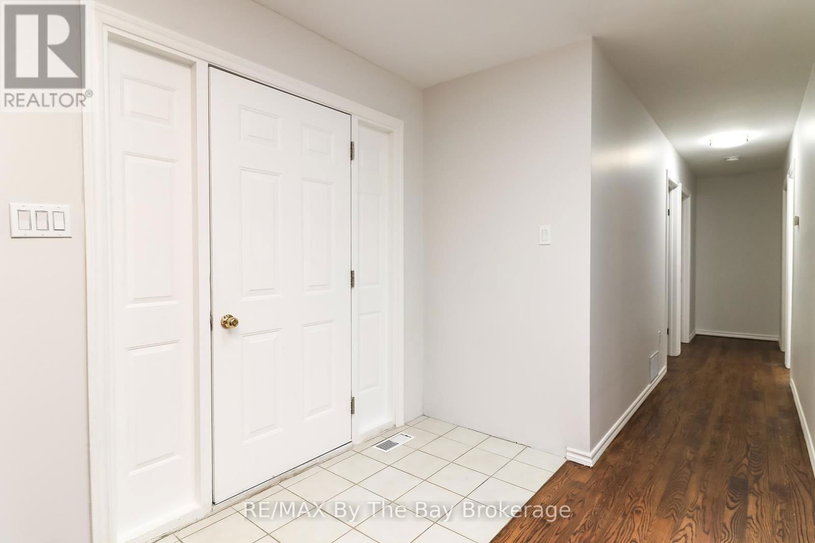 12 BRIDLEWOOD CRESCENT Image 29