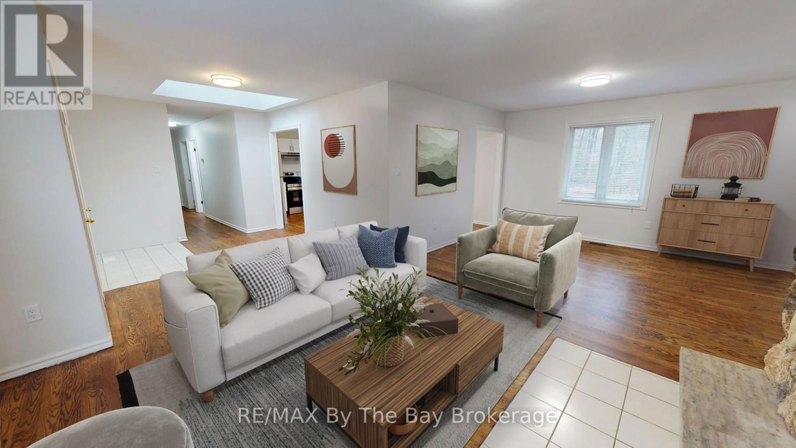 12 BRIDLEWOOD CRESCENT Image 3