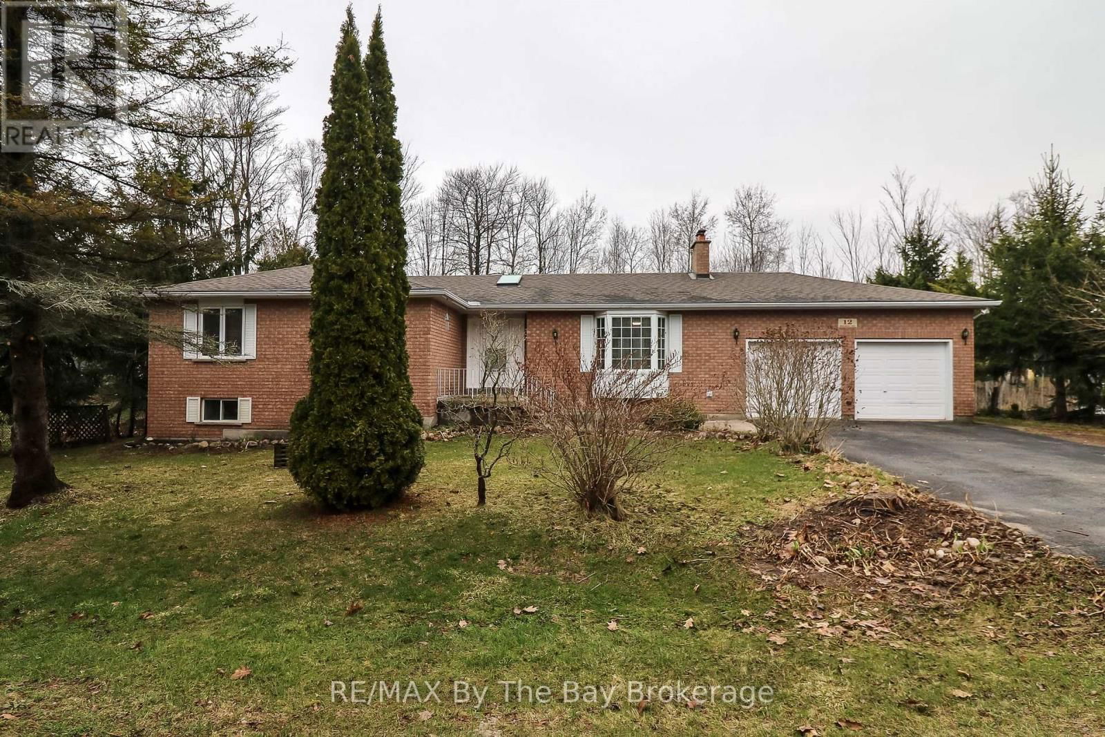 12 BRIDLEWOOD CRESCENT Image 44