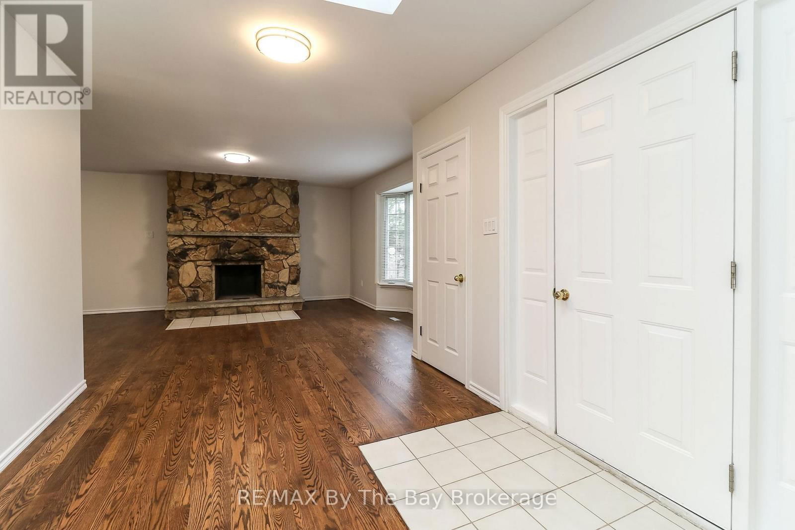 12 BRIDLEWOOD CRESCENT Image 9