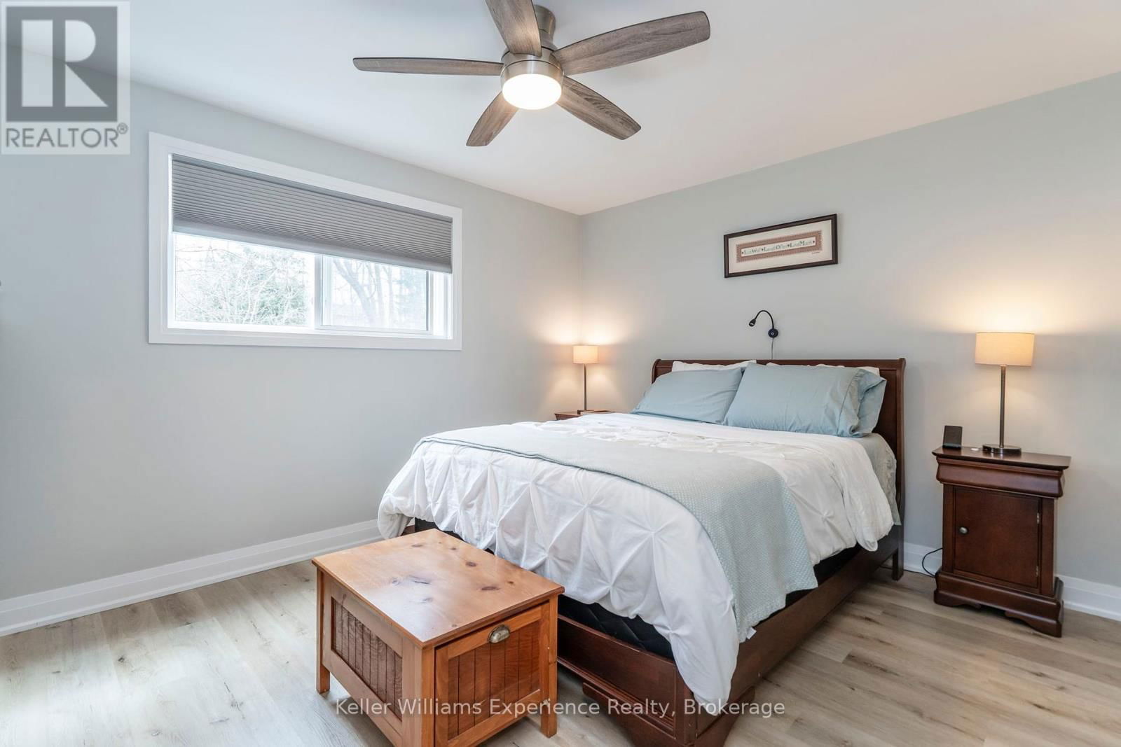 857 VICTORIA STREET Image 23