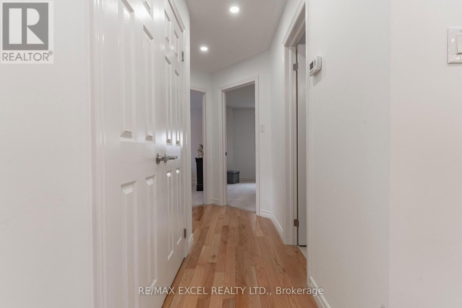 148 MARSELLUS DRIVE Image 21