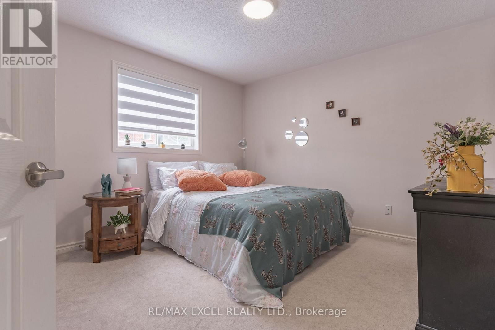 148 MARSELLUS DRIVE Image 26