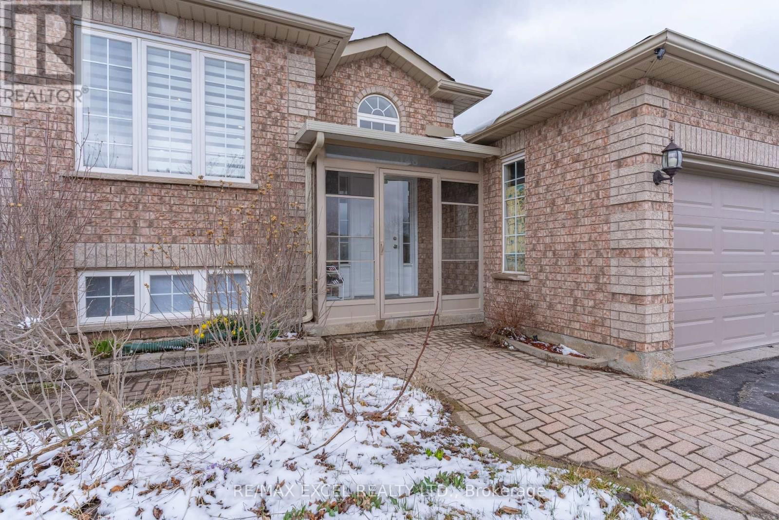 148 MARSELLUS DRIVE Image 4