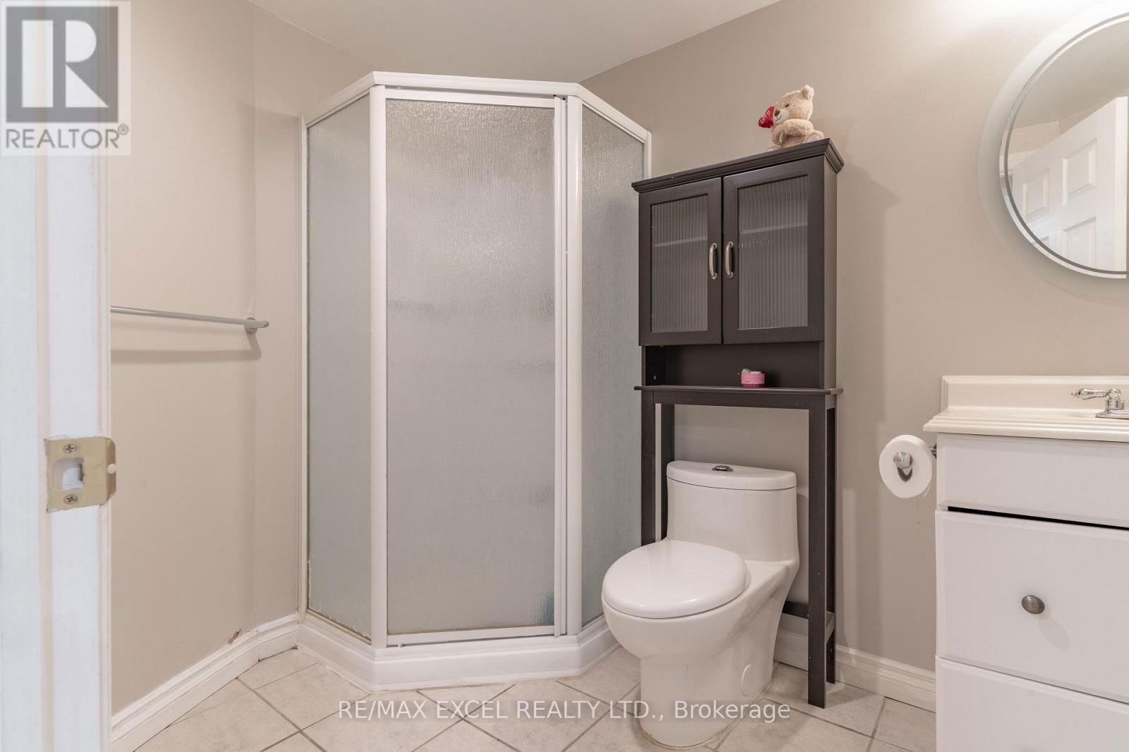 148 MARSELLUS DRIVE Image 44