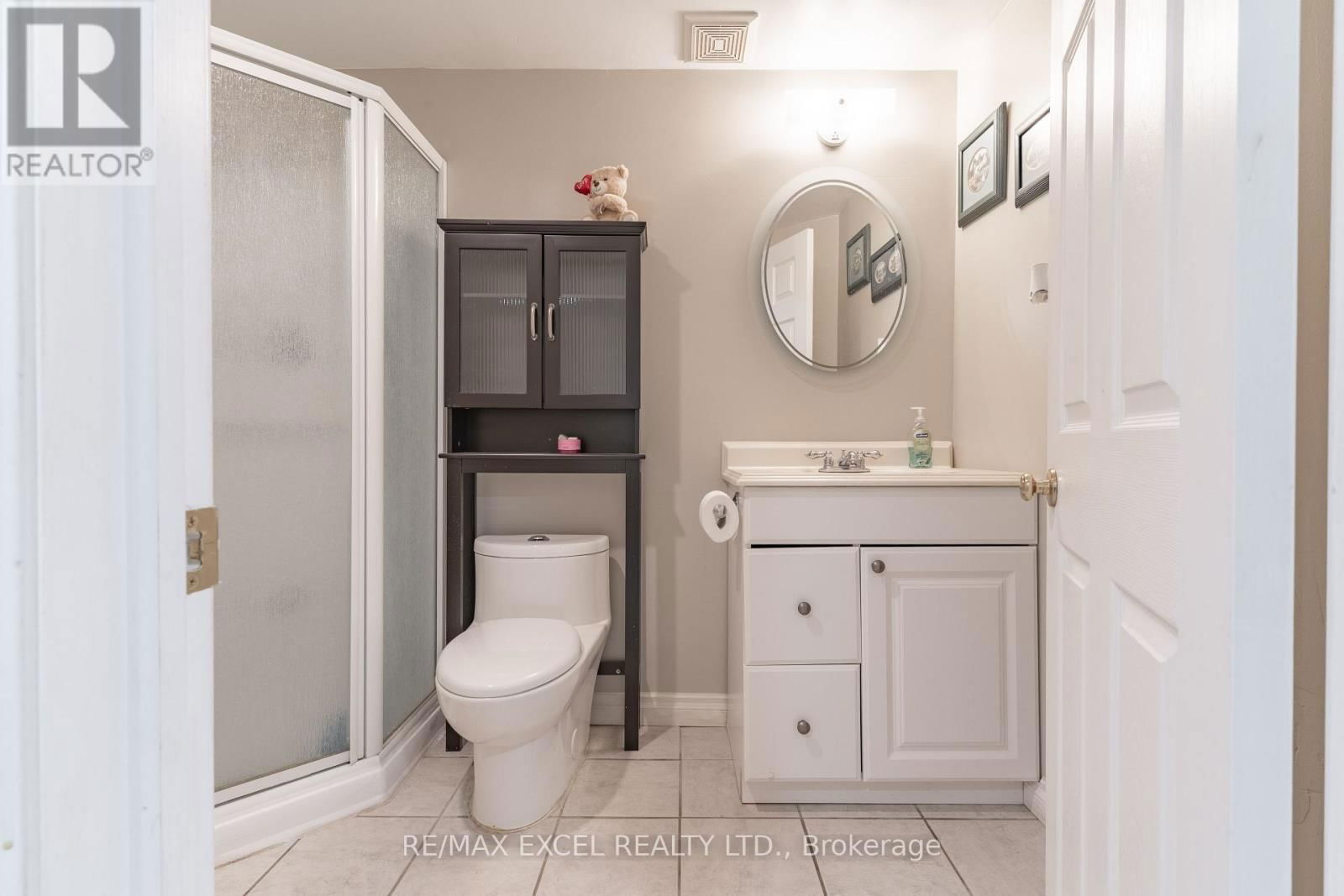 148 MARSELLUS DRIVE Image 45
