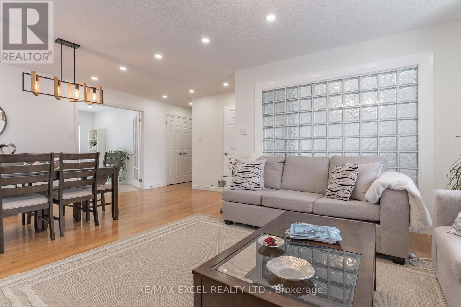 148 MARSELLUS DRIVE Image 9