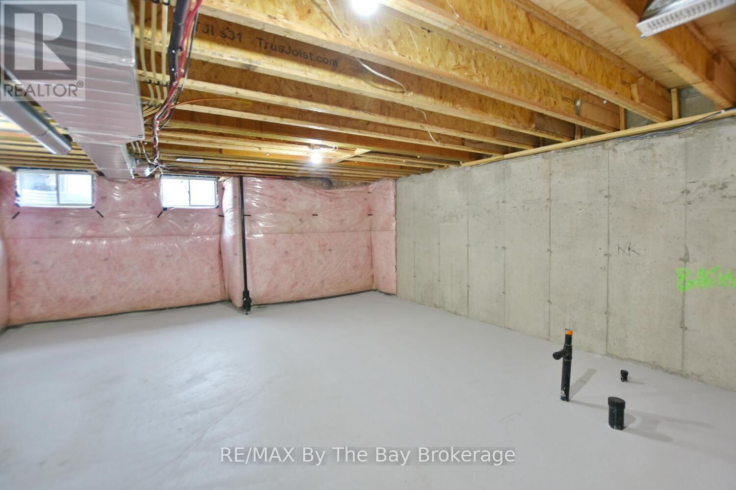 39 GREGORY AVENUE Image 21