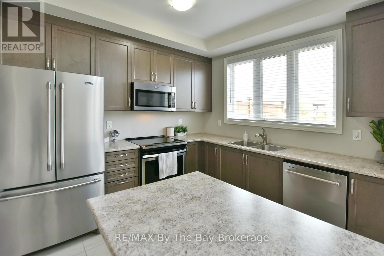 39 GREGORY AVENUE Image 9