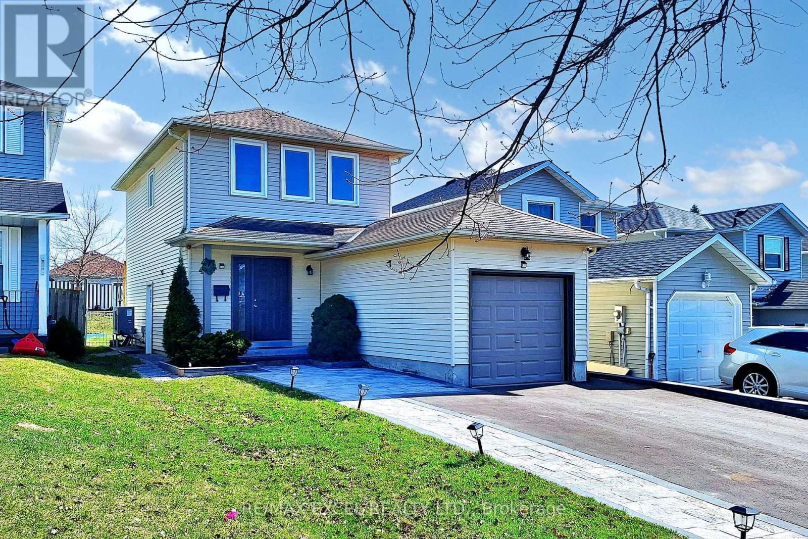 43 D'AMBROSIO DRIVE Image 1