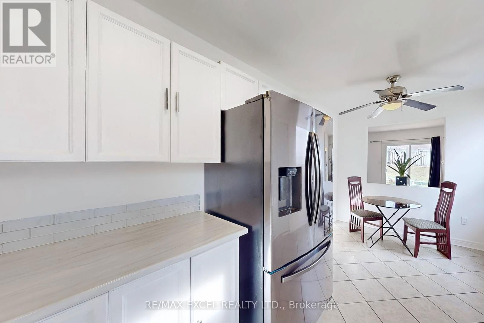 43 D'AMBROSIO DRIVE Image 12