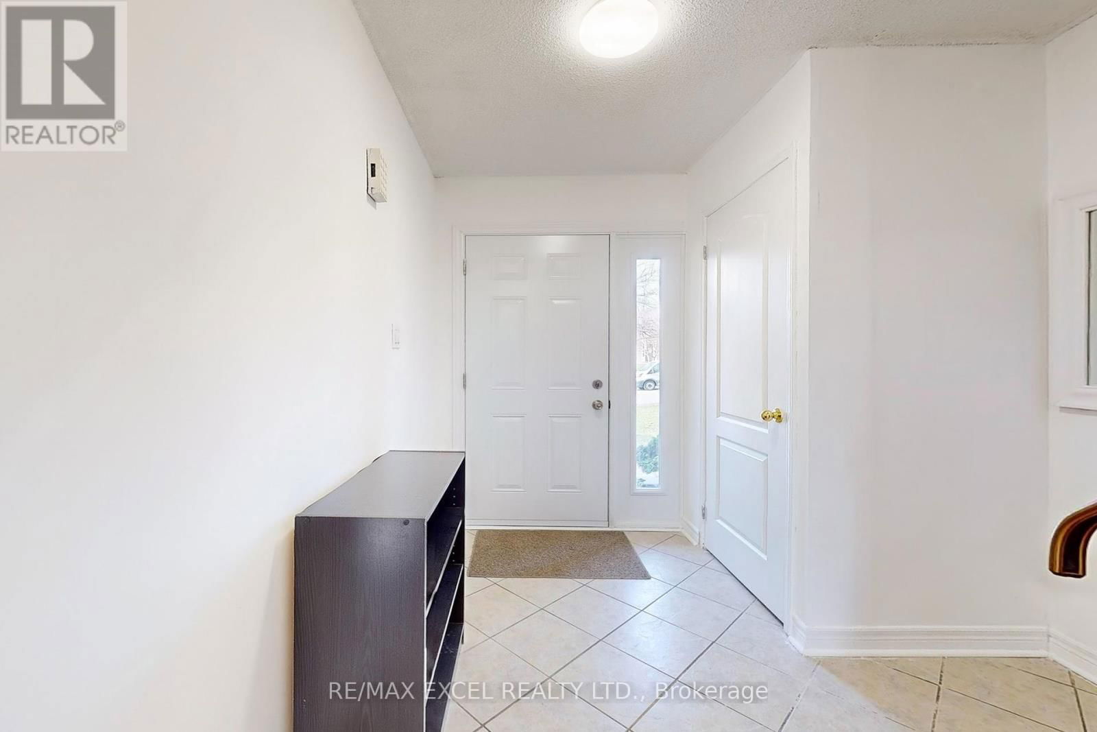 43 D'AMBROSIO DRIVE Image 16