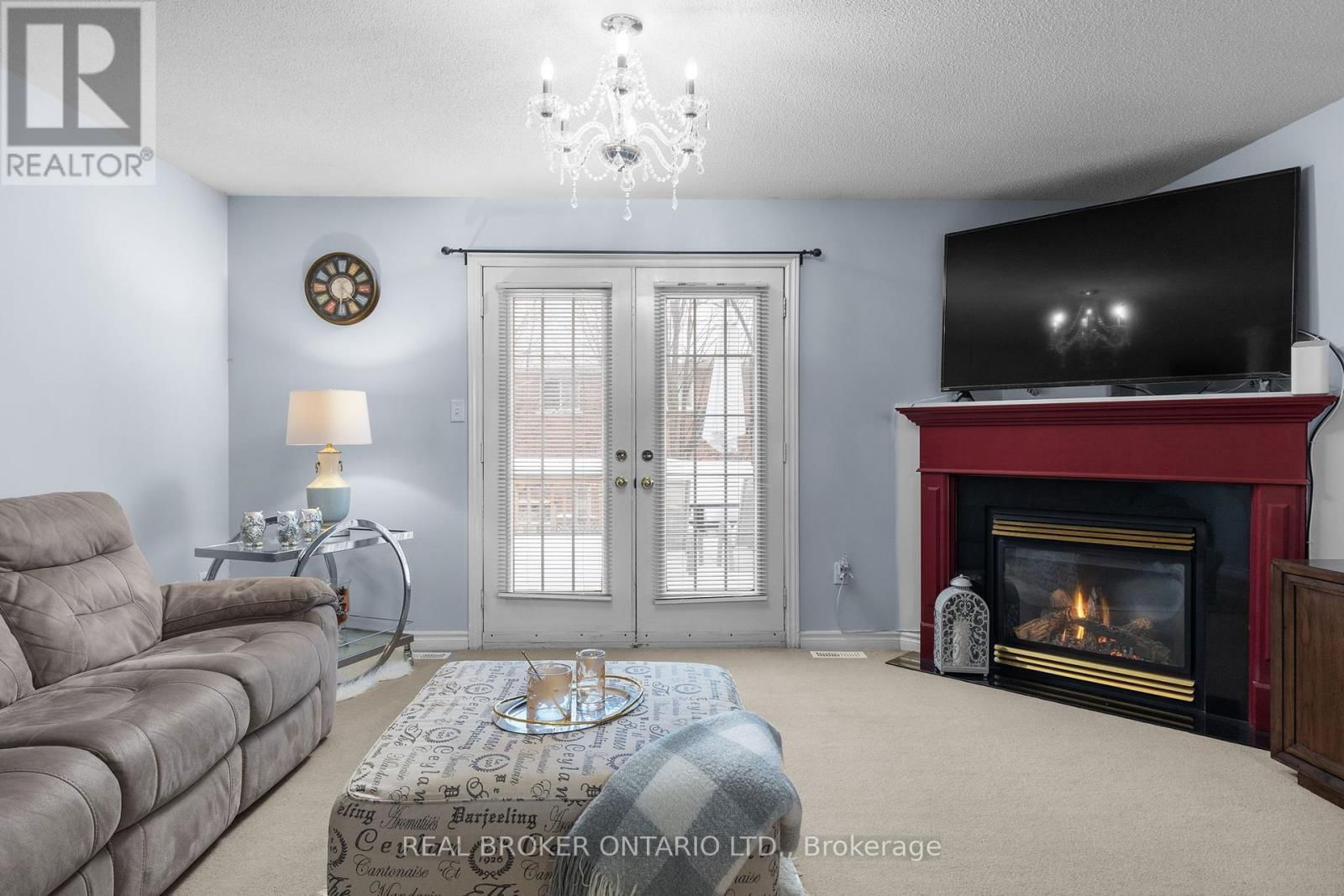 31 BELL STREET Image 10