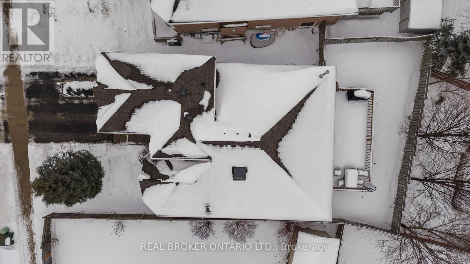 31 BELL STREET Image 25