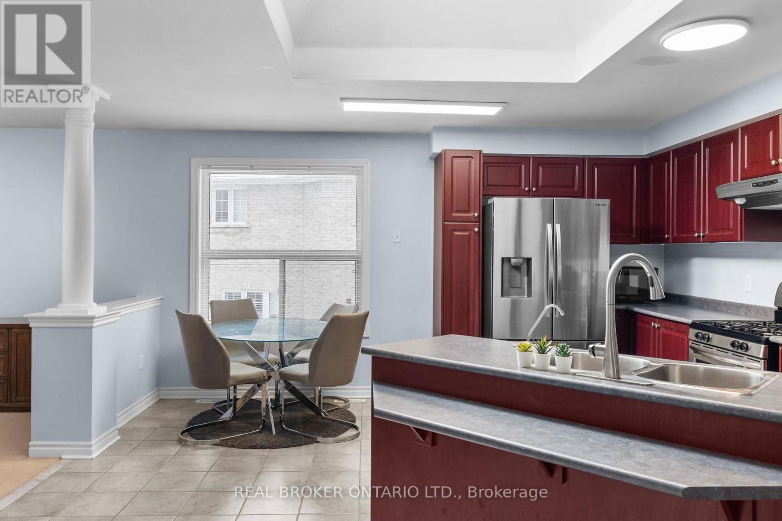 31 BELL STREET Image 9