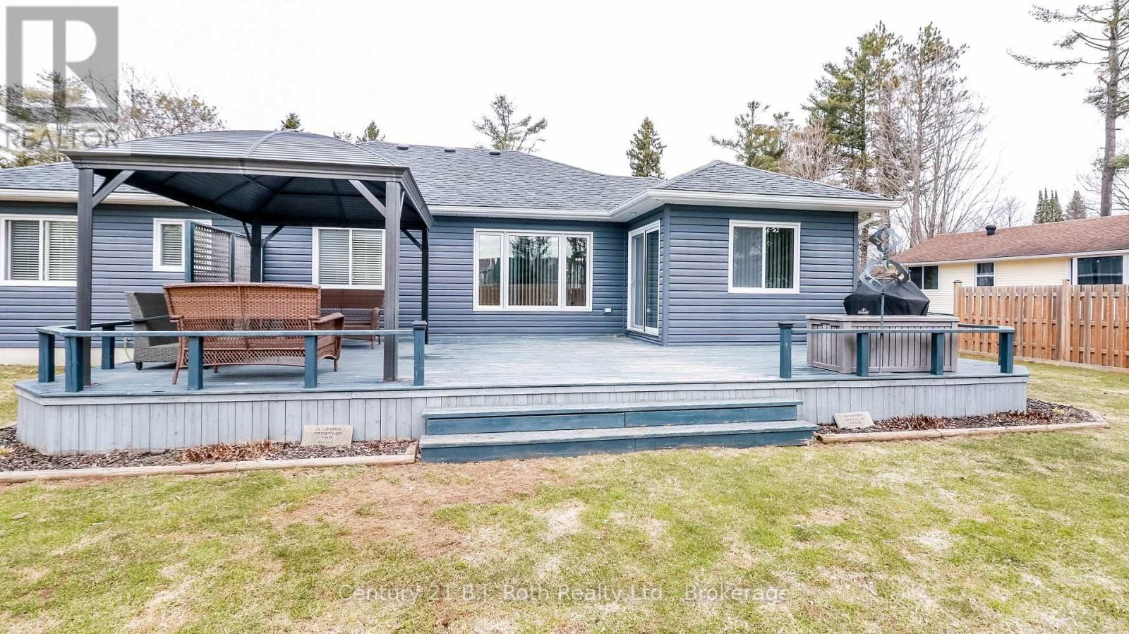 3031 SECOND STREET Image 17