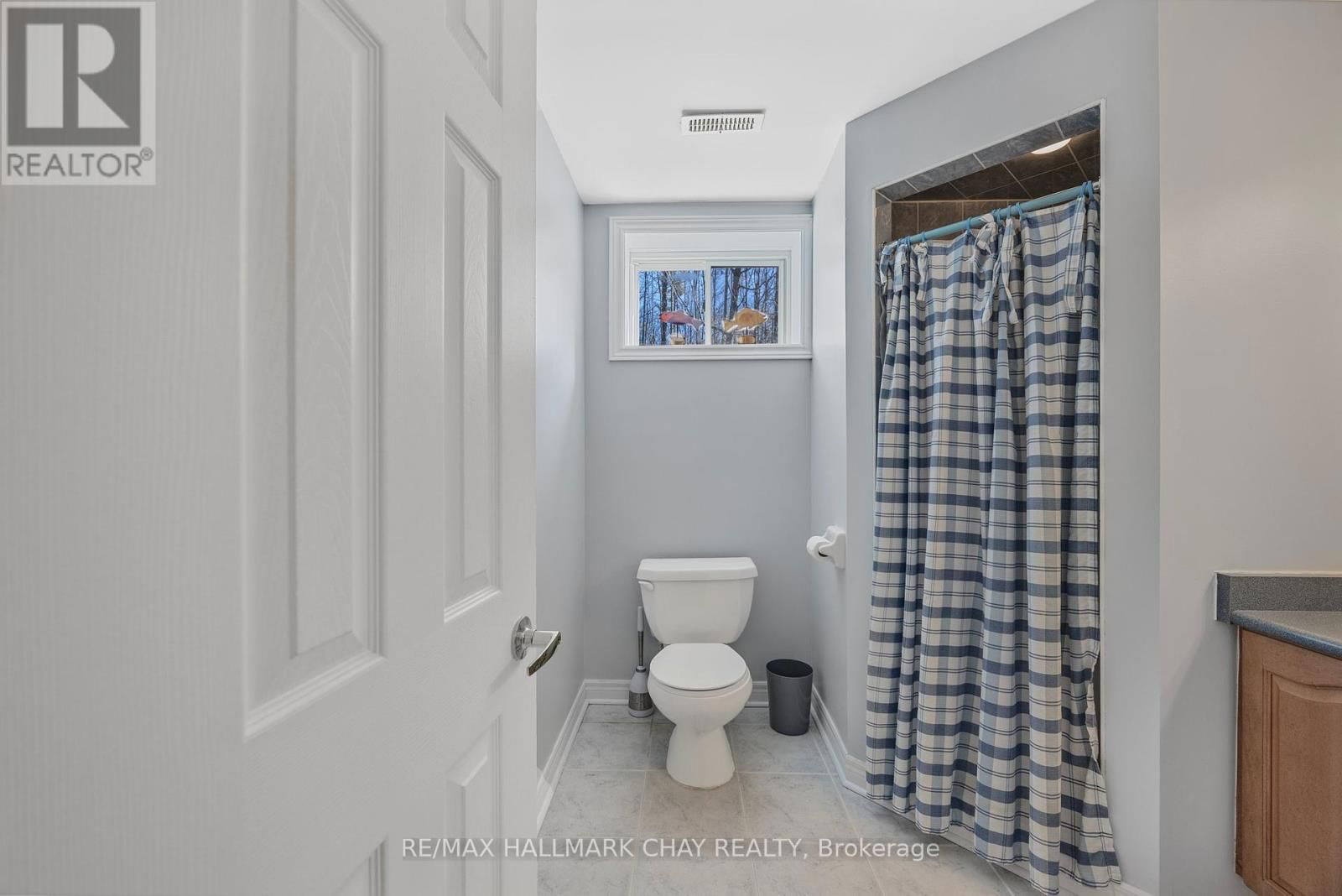 7 PINEVIEW DRIVE Image 21