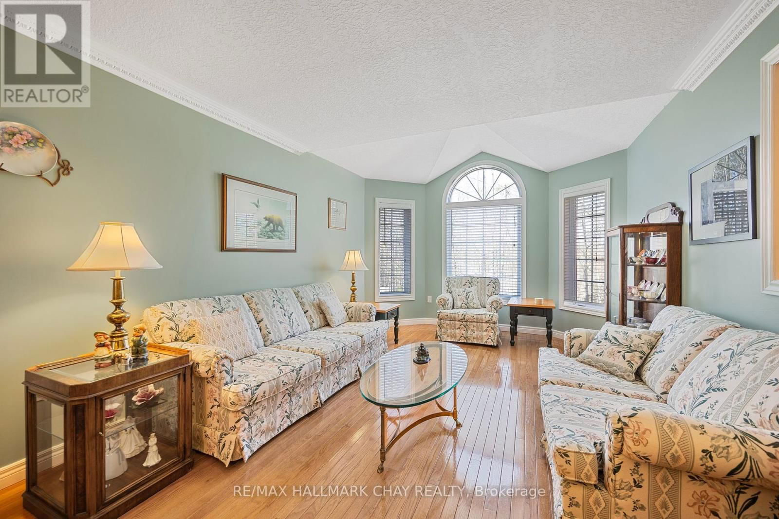 7 PINEVIEW DRIVE Image 6