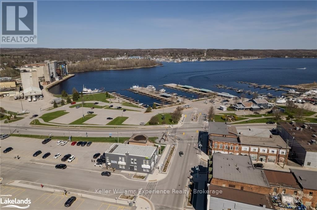 8 - 212 KING STREET Image 2