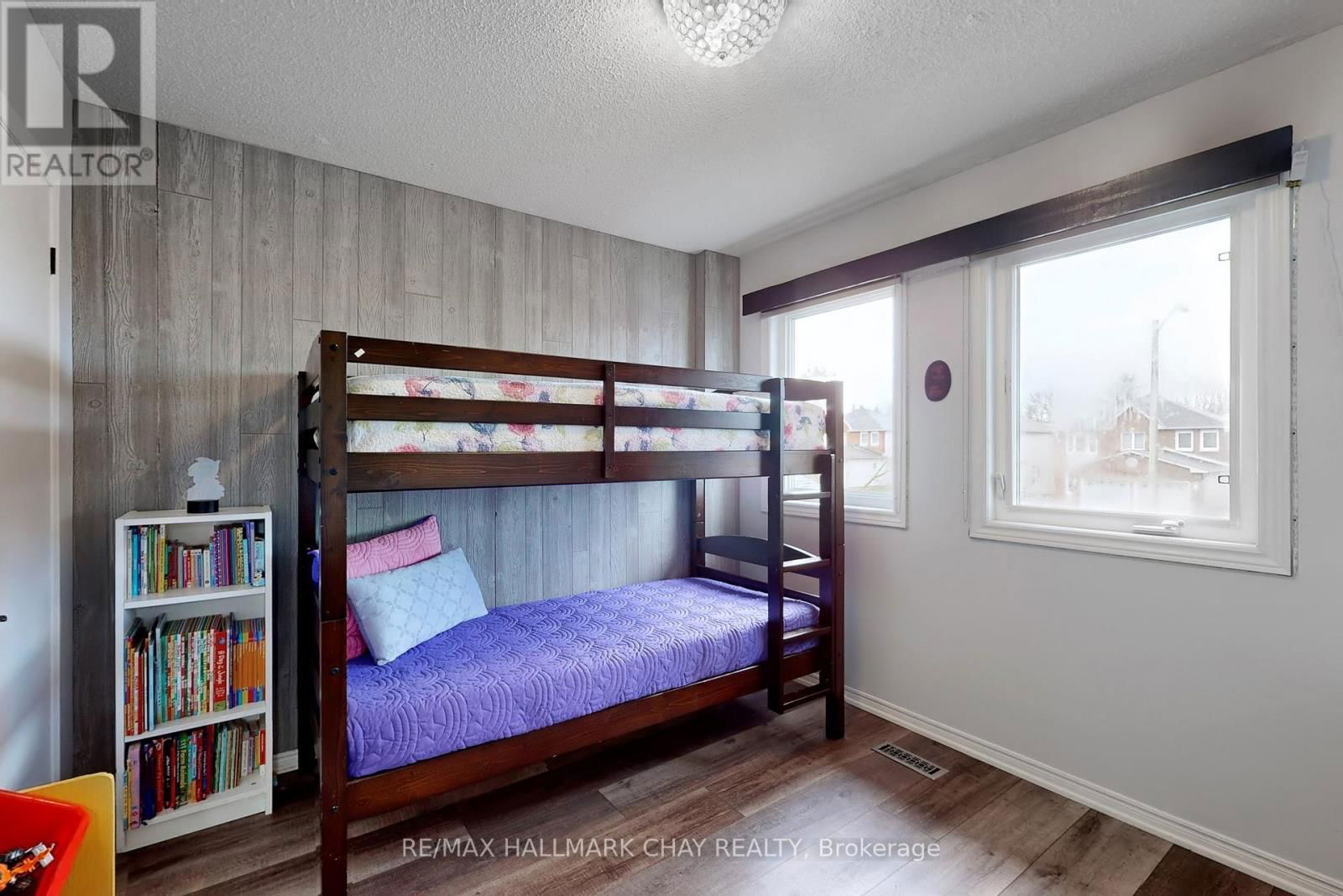 40 SHAKESPEARE CRESCENT Image 25
