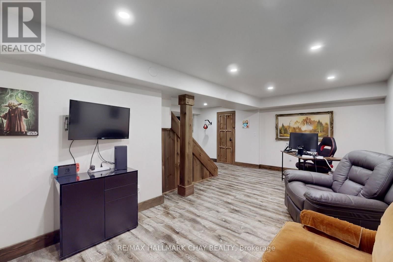 40 SHAKESPEARE CRESCENT Image 33